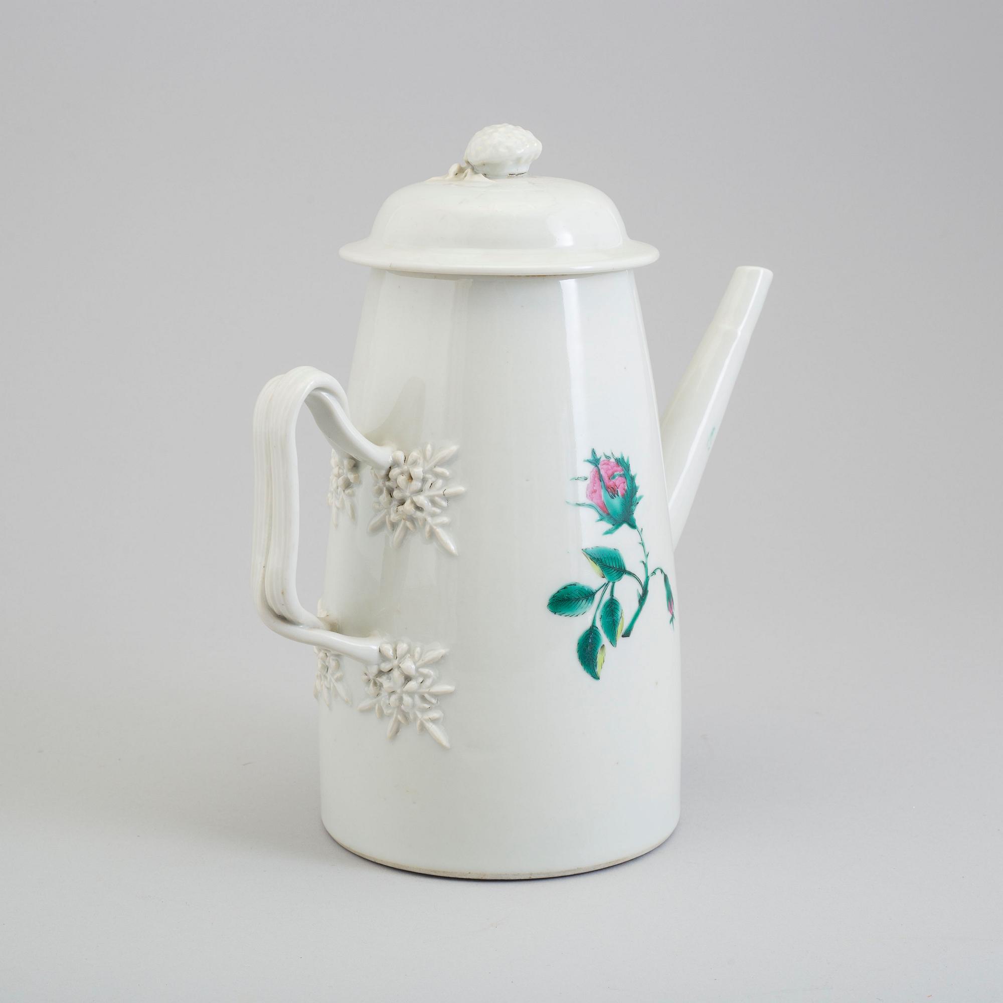 KAFFEKANNA med LOCK, kompaniporslin. Qingdynastin, Jiaqing (1796-1820).