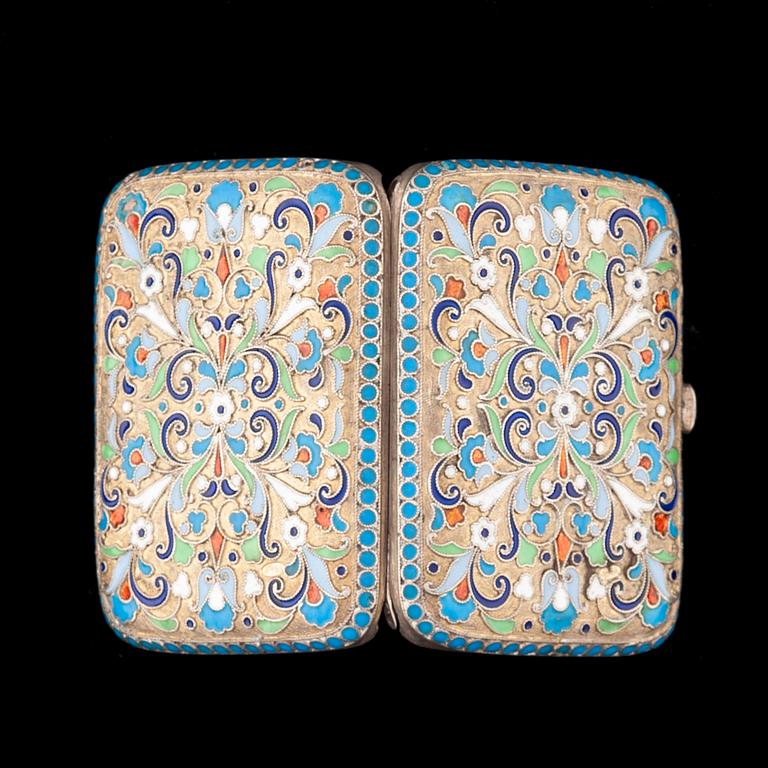 ETUI, emaljerat silver, Ryssland, ca 1900.