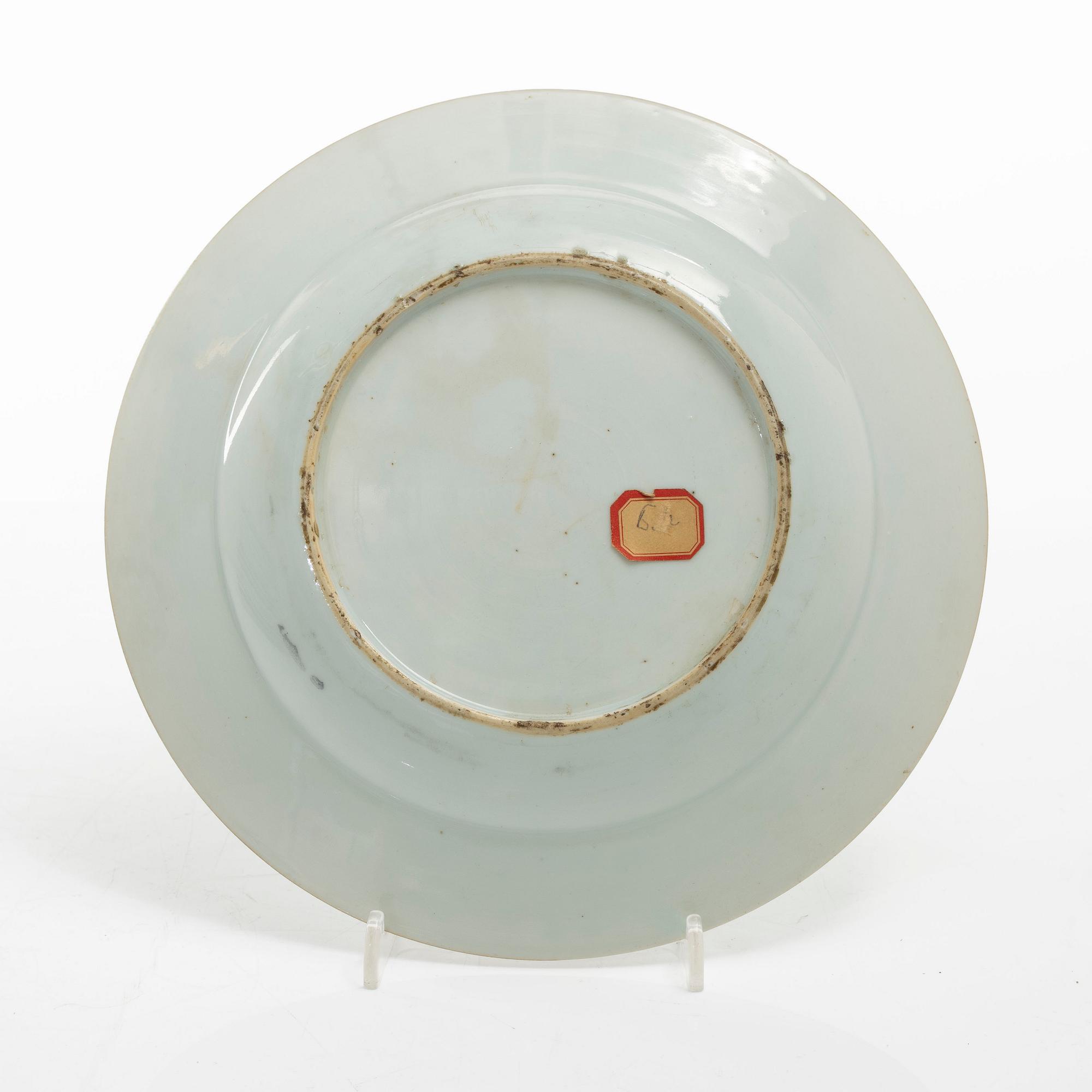 Tallrikar, 15 stycken, porslin, Kina, Qingdynastin, 1700-tal.