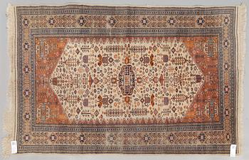MATTA, orientalisk, 1900-talets andra hälft, 184x127 cm.
