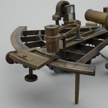 SEXTANT, mässing, troligen sekelskiftet 1900.