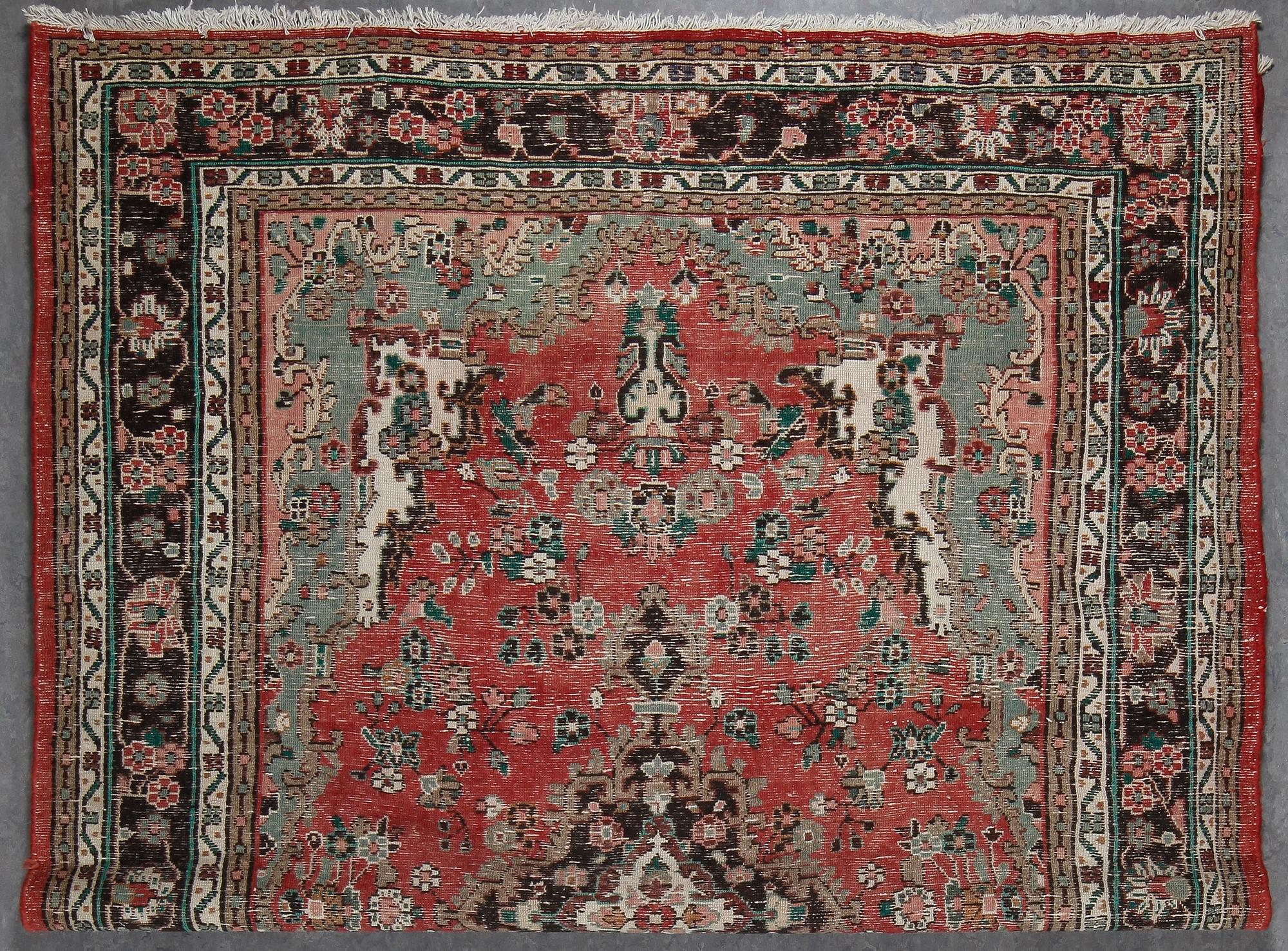 MATTA, Hamadan, ca 324x215 cm.
