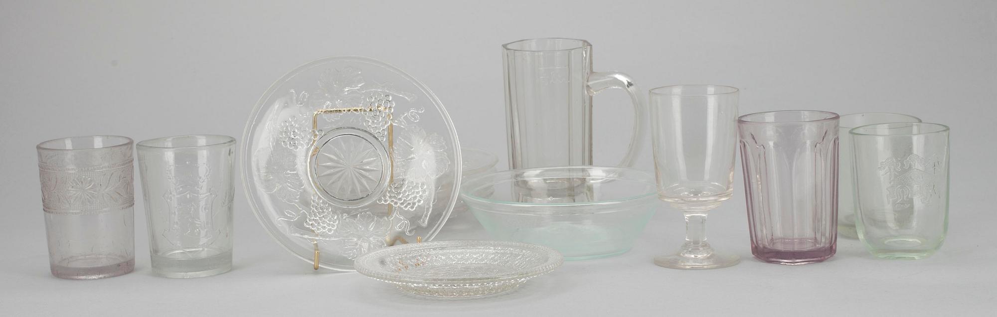 PARTI GLAS, 19 delar, bl.a. Karhula och Notsjö, Finland, 1800-tal samt sekelskiftet 1800/1900.
