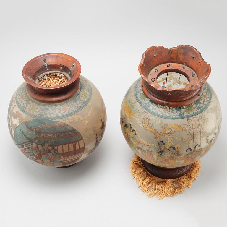 Two chinese lanterns, first half of the 20th century.