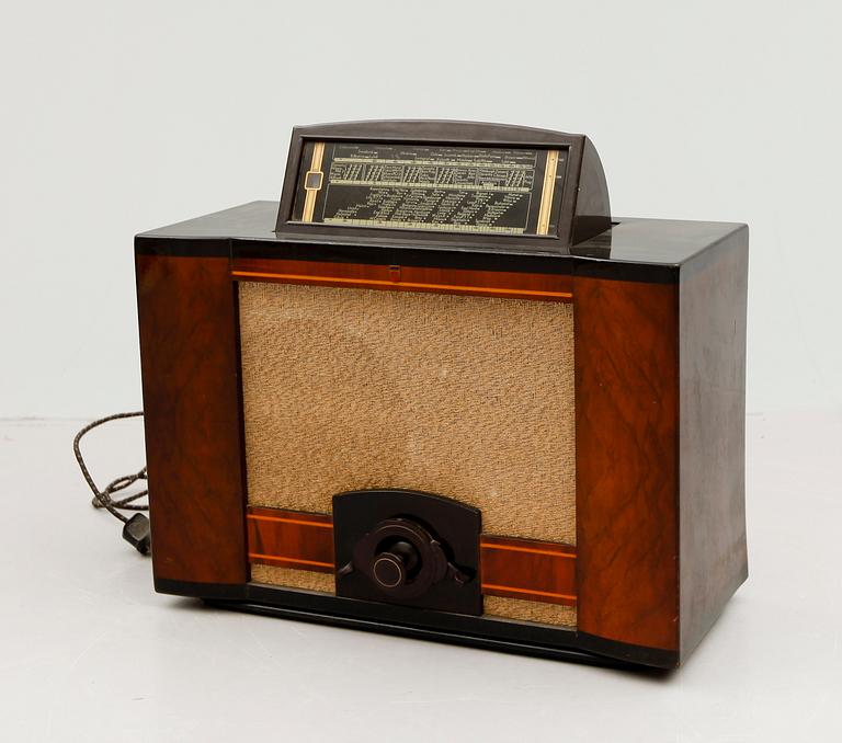 RADIO, Philips, nr 752A-19, Holland, sent 1930-tal.