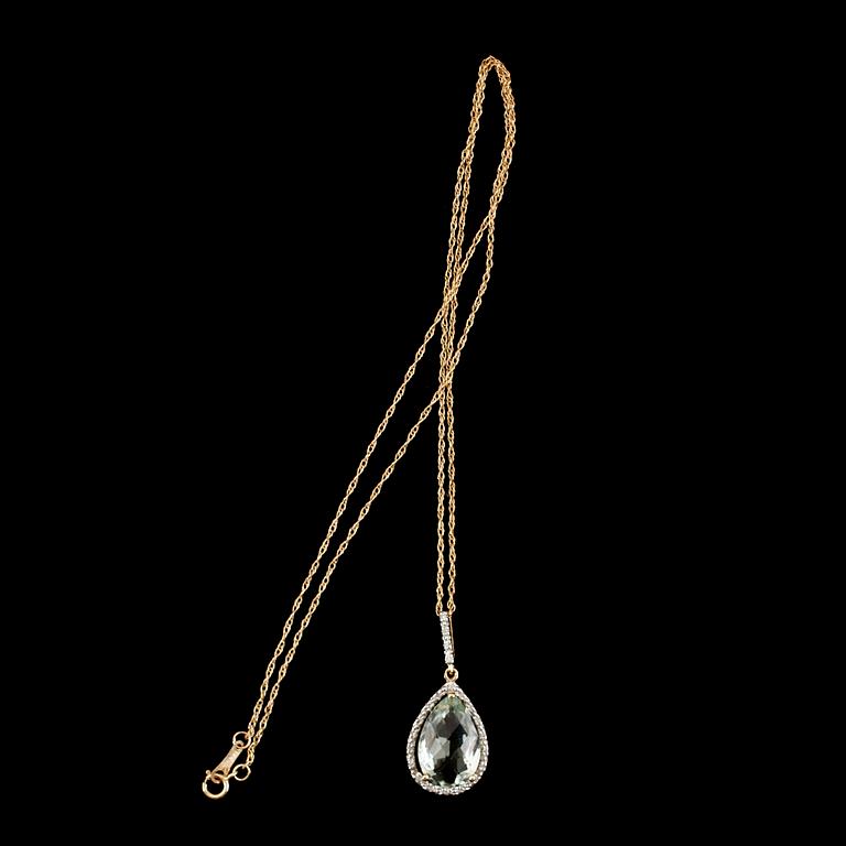 COLLIER, 14 k guld och vitguld, hänge med diamanter och grön droppformad ametist.