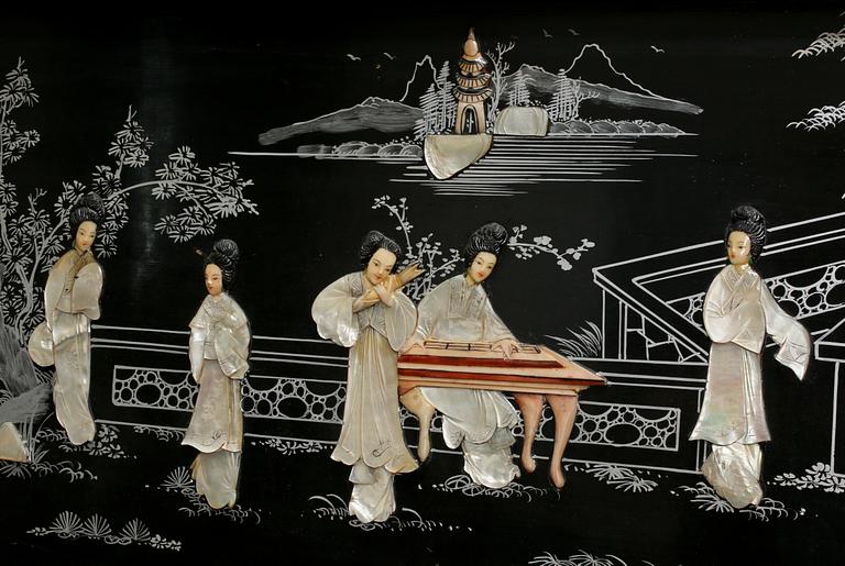 BARSKÅP, Kina, 1900-tal.