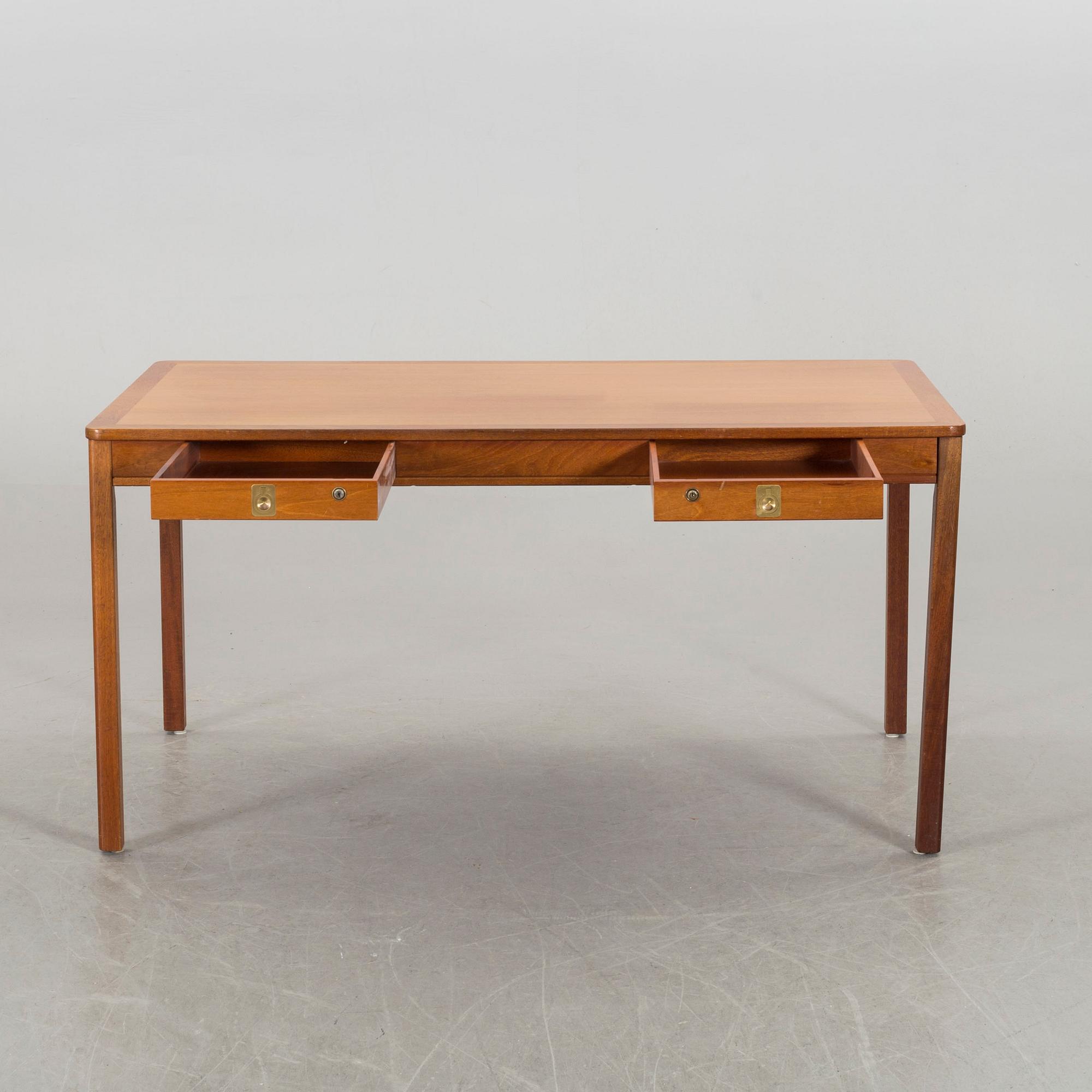 GÖRAN MALMBERG, a writing desk for Bröderna Andersson later part of the 20th century.