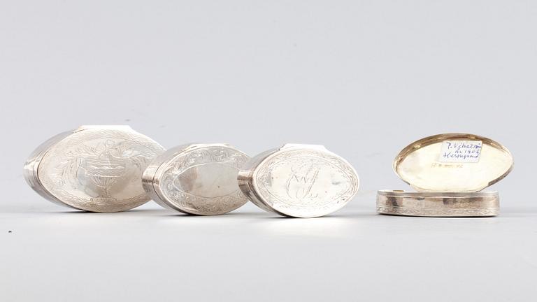 DOSOR, 4 st, silver, Sverige, 1800-talets första hälft. Tot vikt ca 220 g.