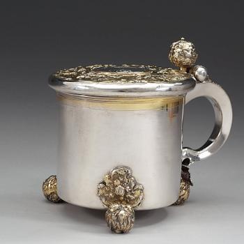 A Swedish parcel-gilt tankard, makers mark of Erik Nordwall, Norrköping (-1699-1723).