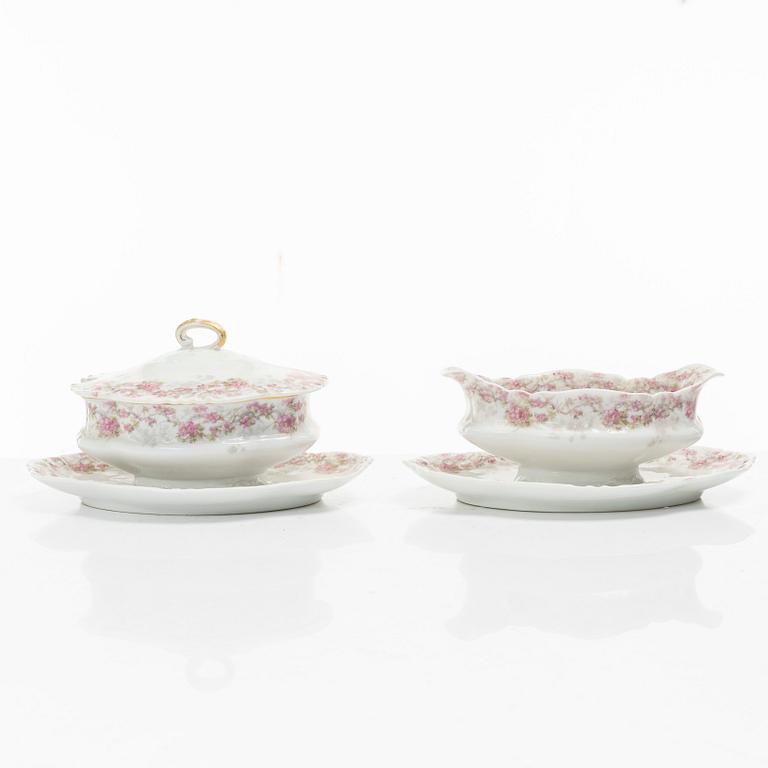 A 146-piece dinner service, Frank Haviland & Co, Paris Limoges, France, circa 1900.