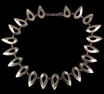 COLLIER, silver med grön emalj. Vikt ca 49 g.
