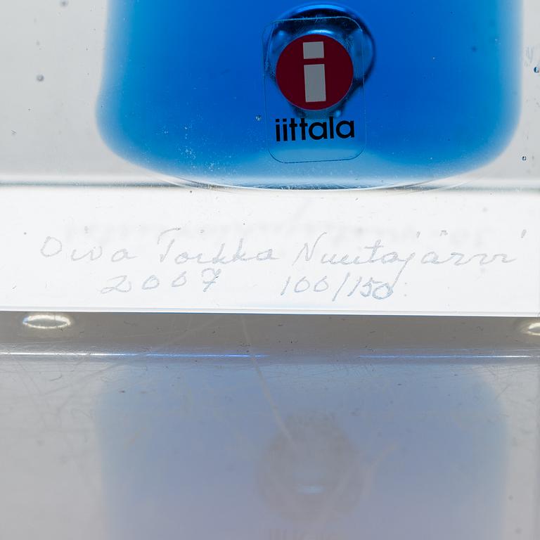 OIVA TOIKKA, VUOSIKUUTIO, signeerattu, 2007, numeroitu 100/150.