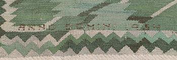 Barbro Nilsson, matta, "Strålblomman, grön", gobelängteknik, ca 516 x 310 cm, signerad AB MMF BN ANNO DOMINE 1954.