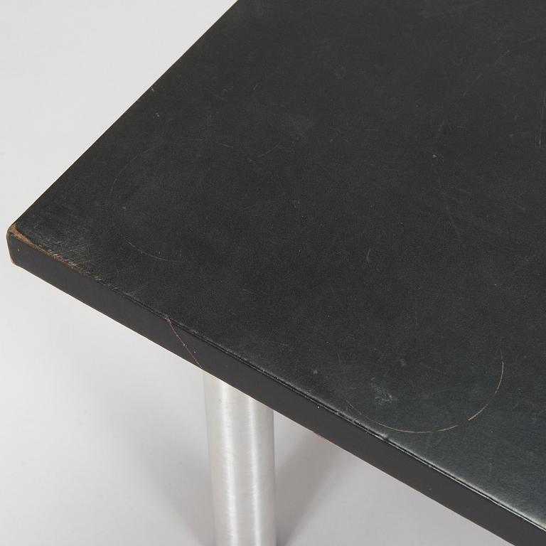 Yrjö Kukkapuro, A 1960s/1970s coffee table for Haimi Oy, Finland.