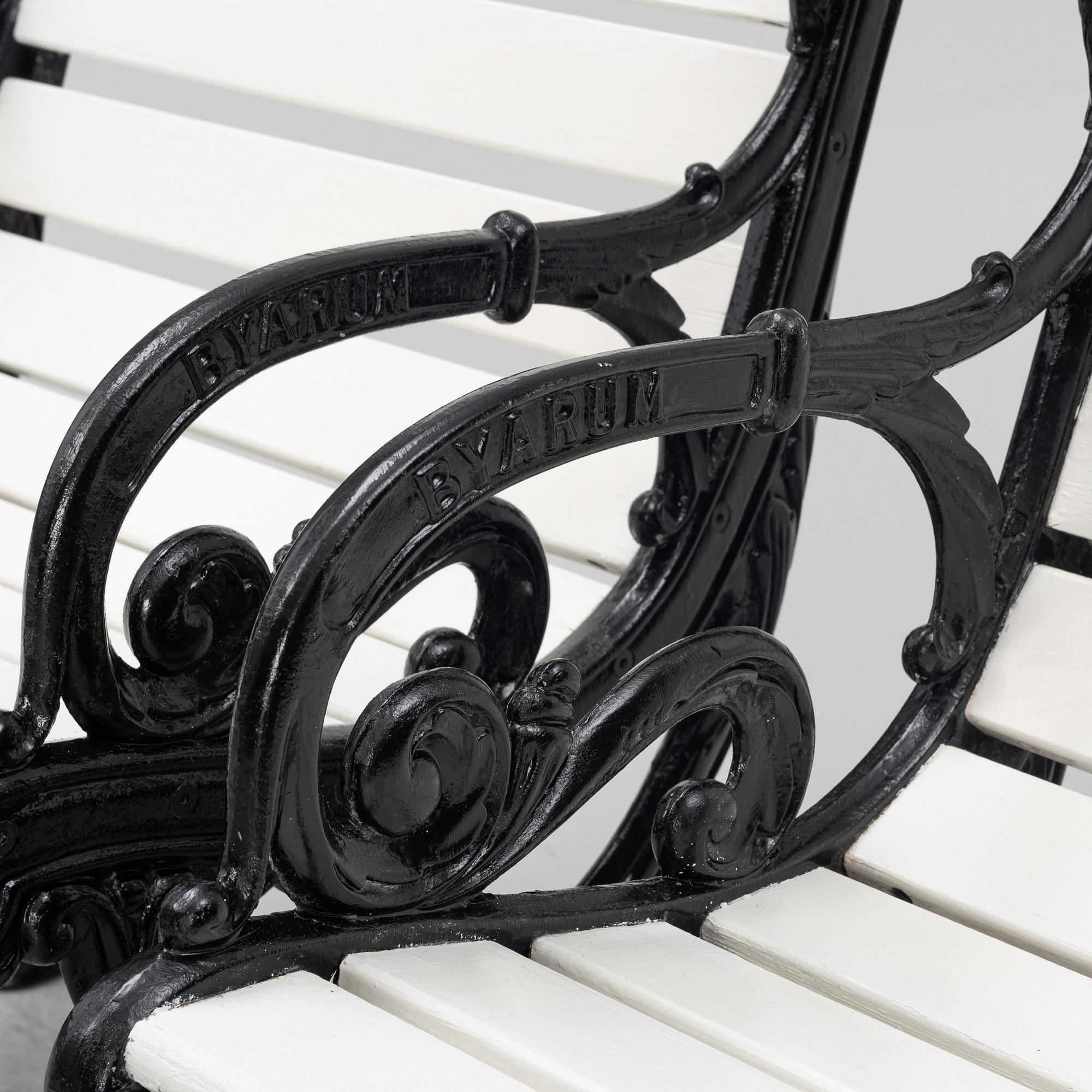 Trädgårdsstolar, ett par, Byarum, 1900-talets senare del.