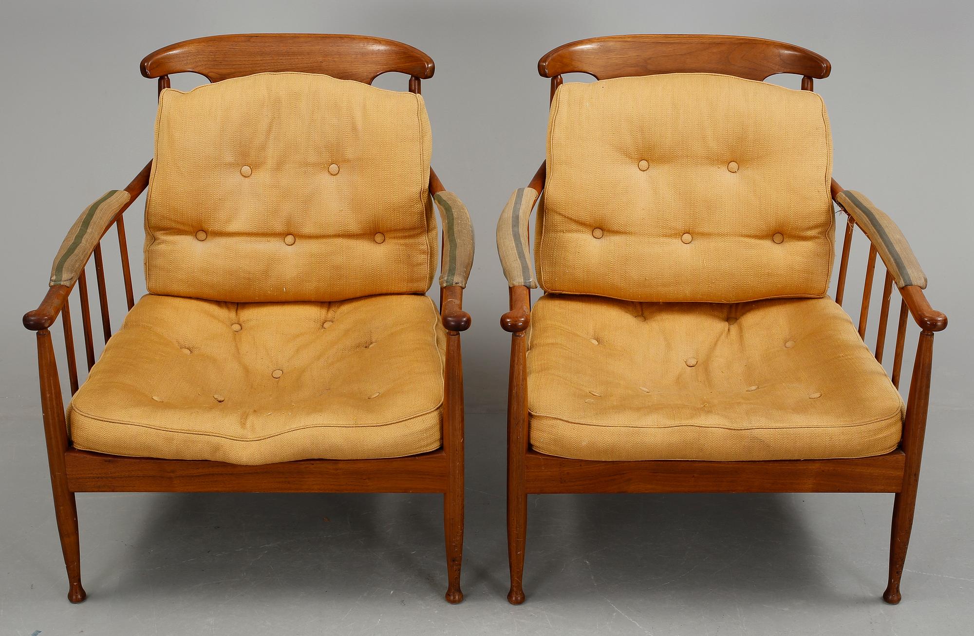 FÅTÖLJER, ett par, "Skrindan", Kerstin Hörlin-Holmqvist.