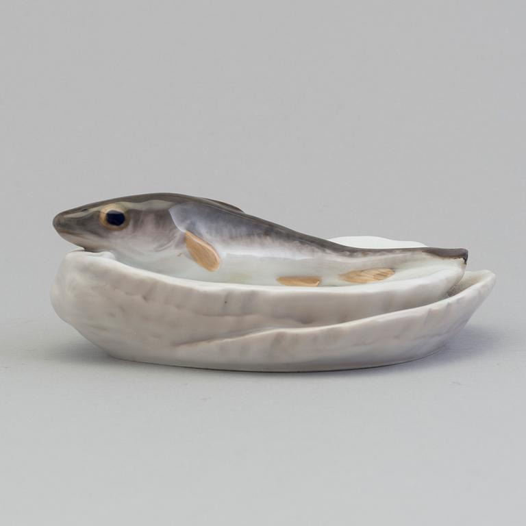 A porcelain tray, Royal Copenhagen, early 20th century.