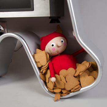 PEPPARKAKSMASKIN MED NISSE GOTTBERG OCH NISSE SKUTT, NK 2014, JoAnn Tan Studio.