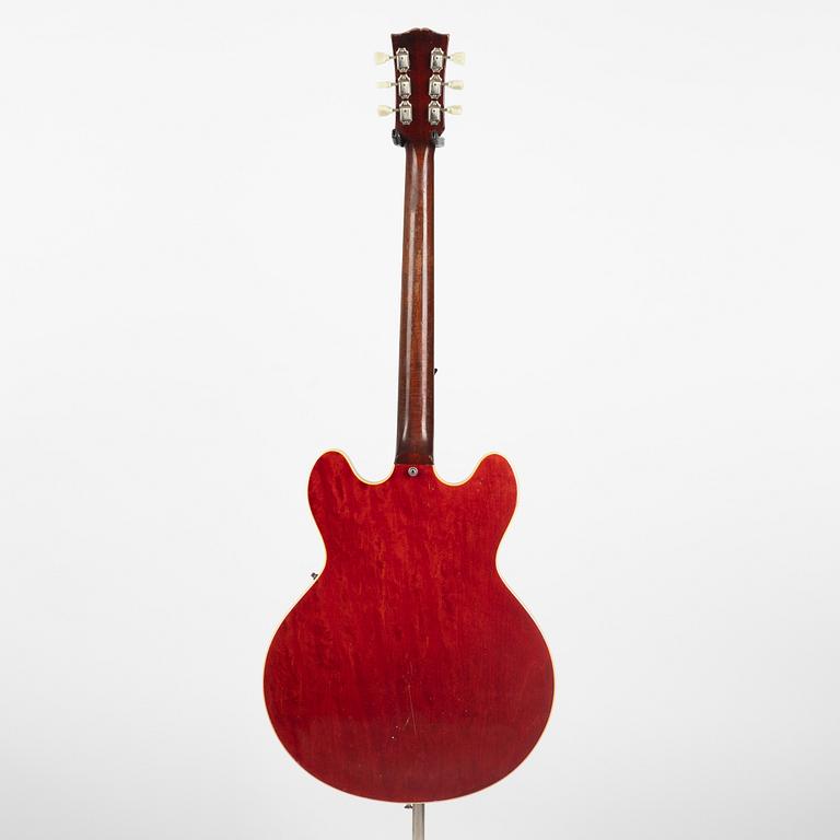 Gibson "ES-335 TDC", semi-acoustic electric guitar, USA, 1967.