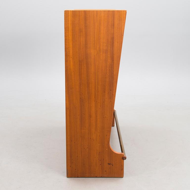 Bar cabinet SK661 and three bar stools by Johannes Andersen, Denmark, 1960s.