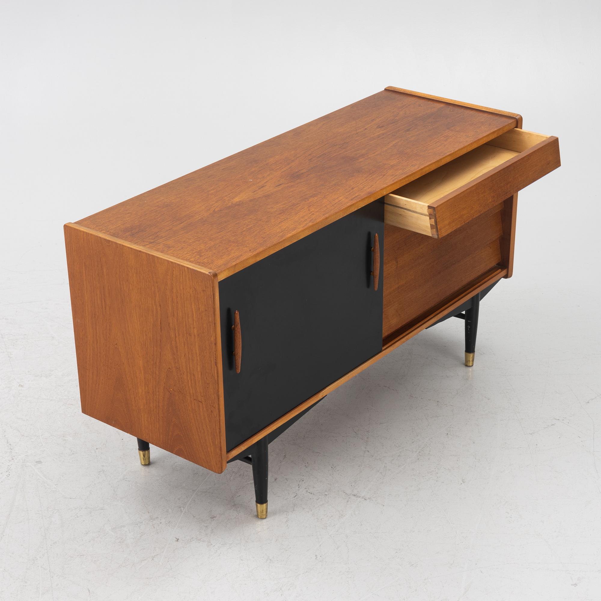 Nils Jonsson, sideboard, Troeds, Bjärnum, 1950/60-tal.
