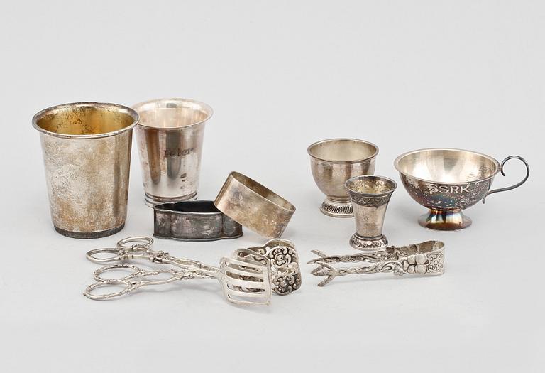 PARTI SILVER, 10 delar, svenska stämplar och importstämplar, 1900-talets andra hälft. Total vikt 260 g.