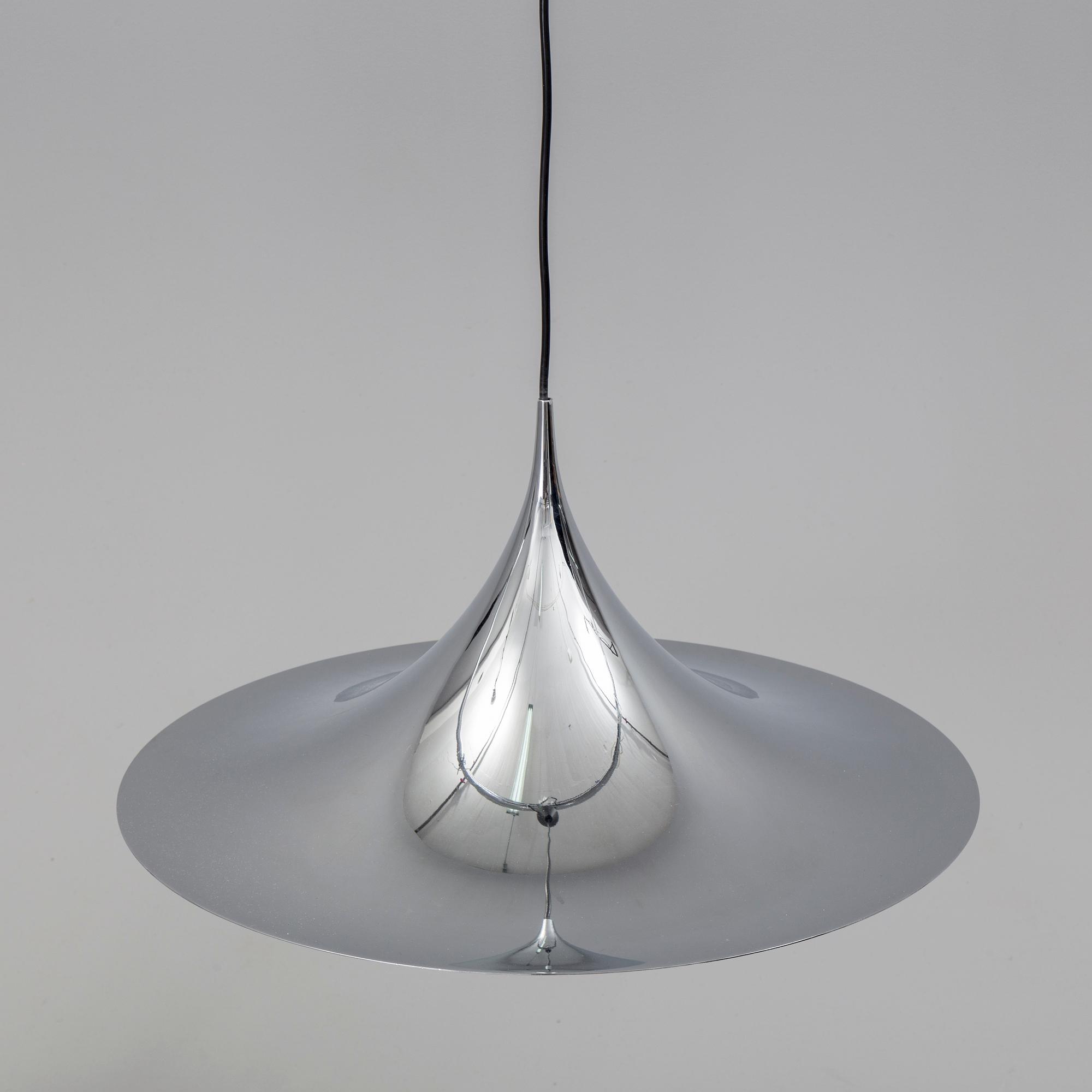 CLAUS BONDERUP & TORSTEN THORUP, taklampa, "Semi", Gubi, Danmark.