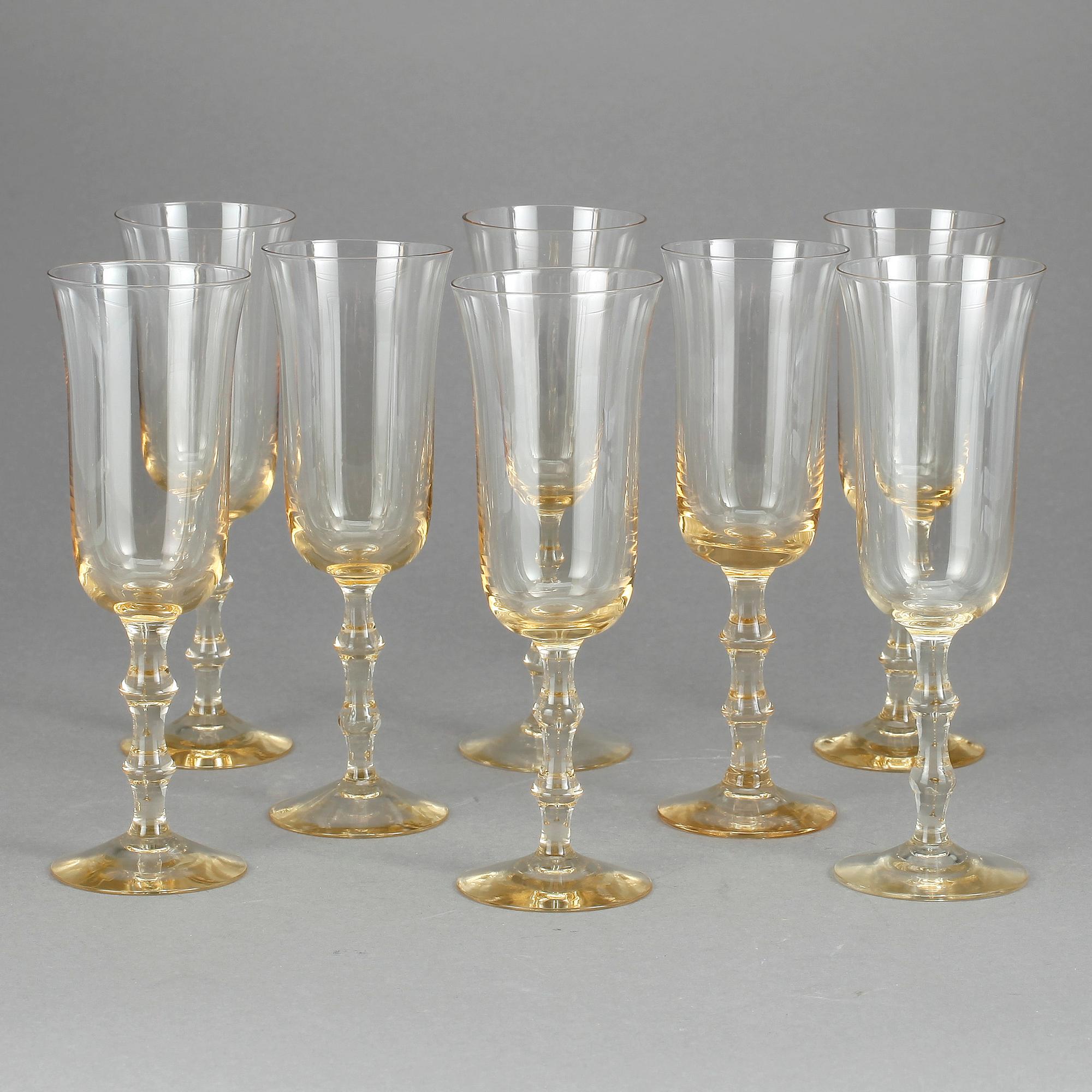 CHAMPAGNESTRUTAR, 8 st, "Salut", Simon Gate, Orrefors, 1900-talets andra hälft.