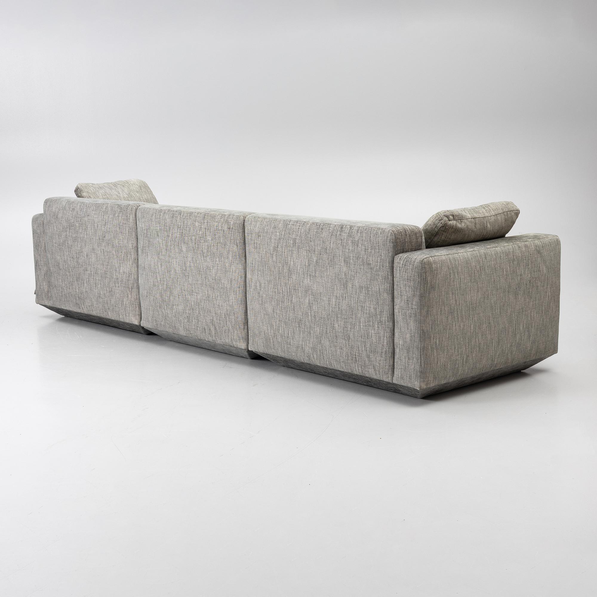 Edward van Vliet, sofa, “Develius Configuration D”, &Tradition.