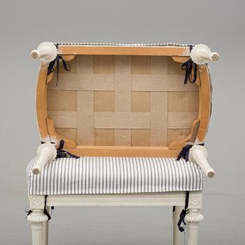 TABURETTER, ett par, gustaviansk stil, 1900-talets mitt.