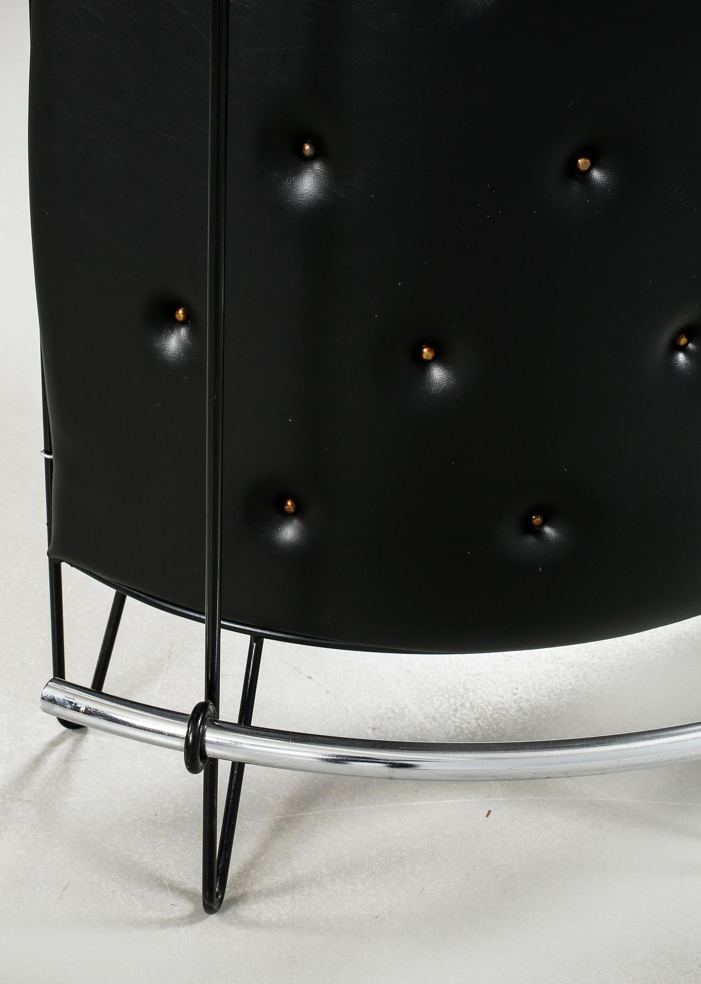 BARDISK samt BARSTOLAR, 3 st, 1950/60-tal.