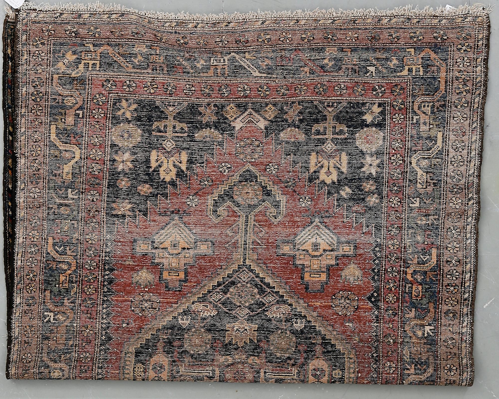 MATTA, semiantik Hamadan. 200x125 cm.