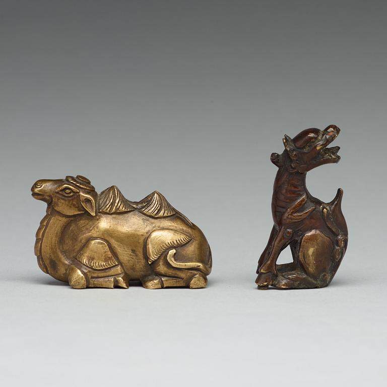 Two bronze pen rests, Qing dynasty, 18th Century.