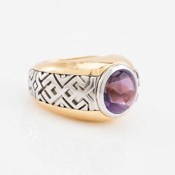 Ring 18K white and red gold with an amethyst, Asprey London.