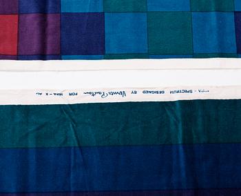 CURTAINS, 2 PIECES, AND SAMPLERS, 6 PIECES. Cotton velor. A variety of multicolour nuances and patterns.