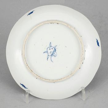 SKÅLFAT, porslin, Kina. Kangxi (1664-1722).