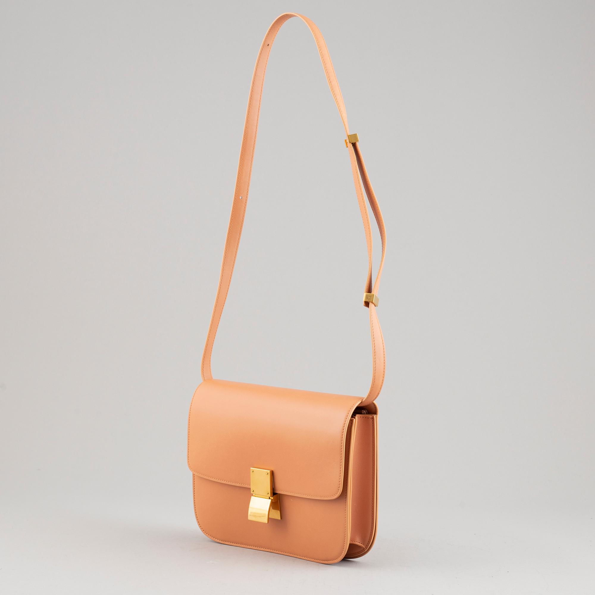 Celine a Medium Classic Bag in box calfskin. Bukowskis