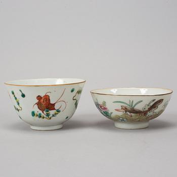 A set of 18 Chinese bowls, and 3 covers, China, late Qing and early 20th Century.