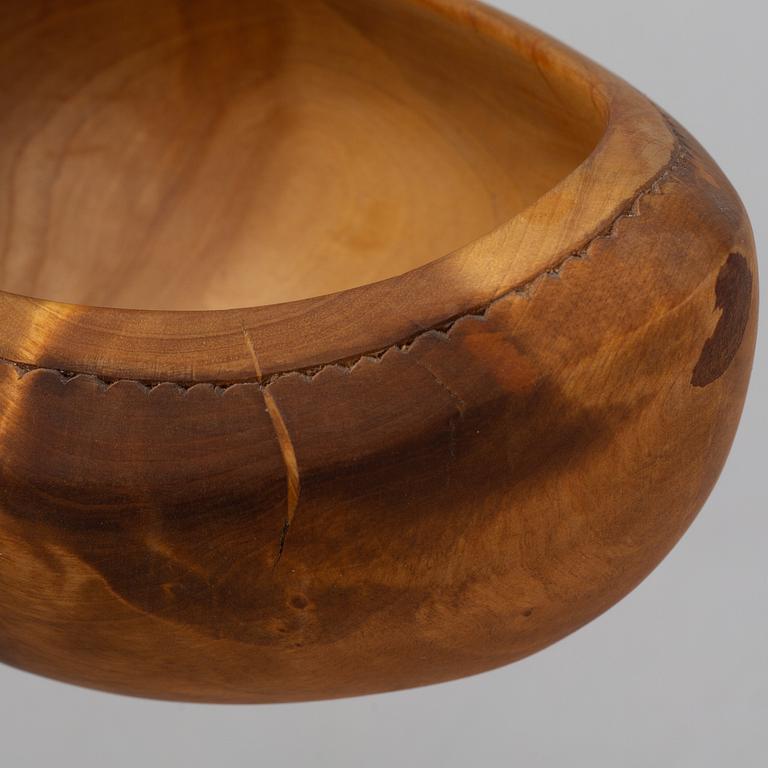 LARS LEVI SUNNA, a sami birch and reindeer horn bowl, signed LL SUNNA.