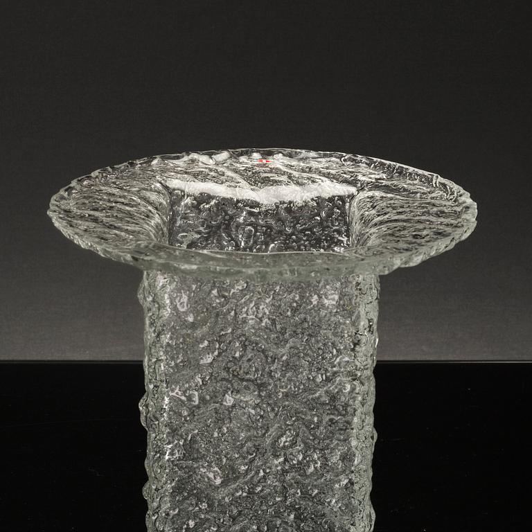 TIMO SARPANEVA, a late 20th century Iittala glass vase. Signed TS.