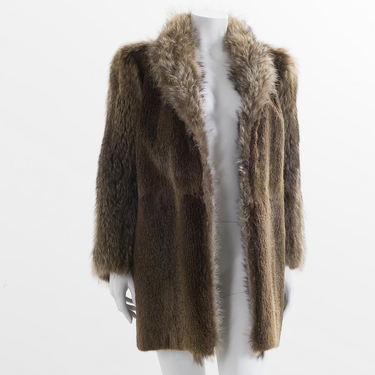 PÄLS, Yves Saint Laurent.