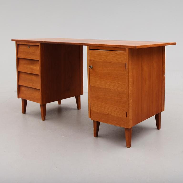 SKRIVBORD, 1900-talets andra hälft.