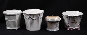 YTTERFODER, 4 st bla porslin. Rörstrand resp Gustavsberg.