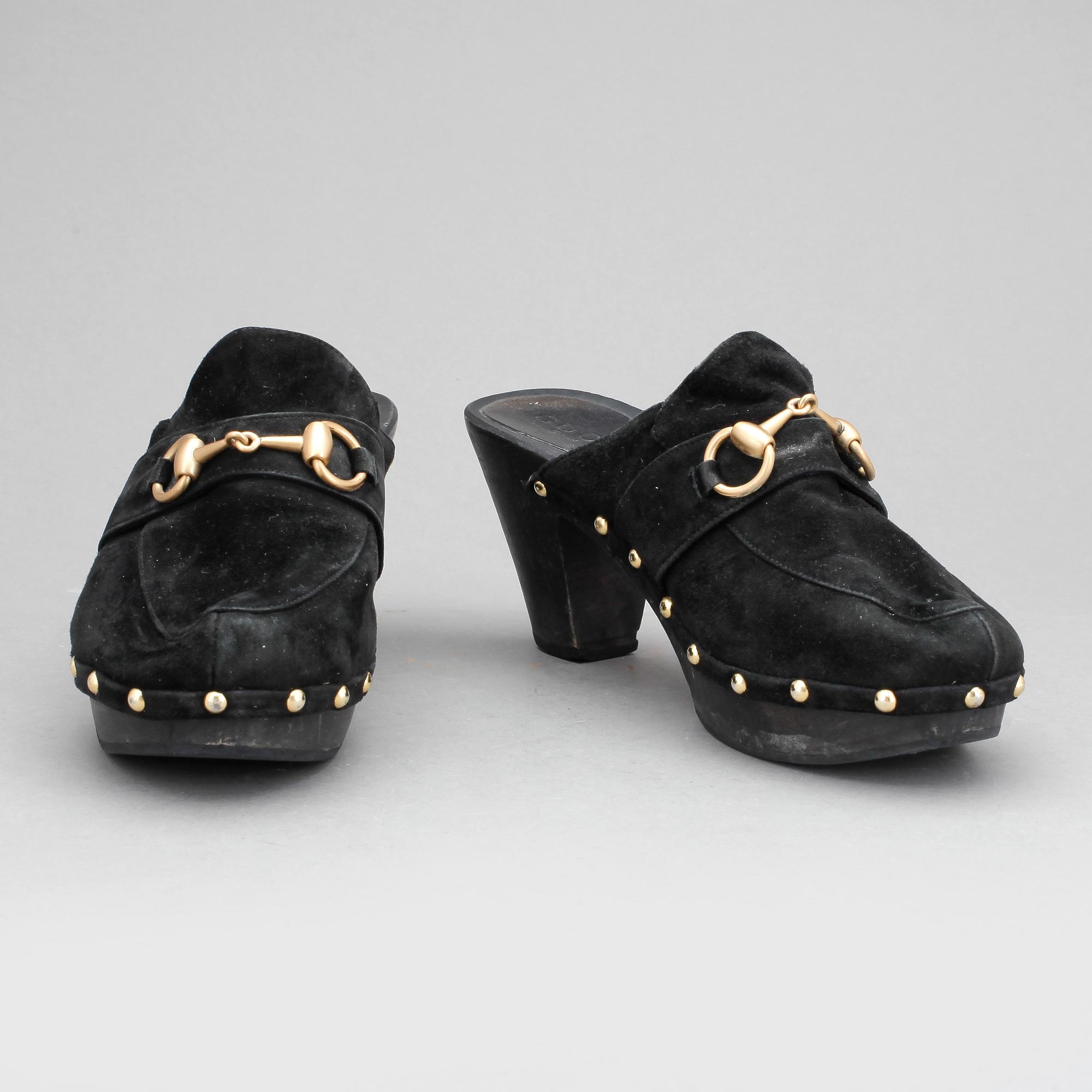 SKOR, ett par slip in, Gucci.