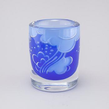 An Ariel glass vase signed by Olle Alberius, Orrefors.