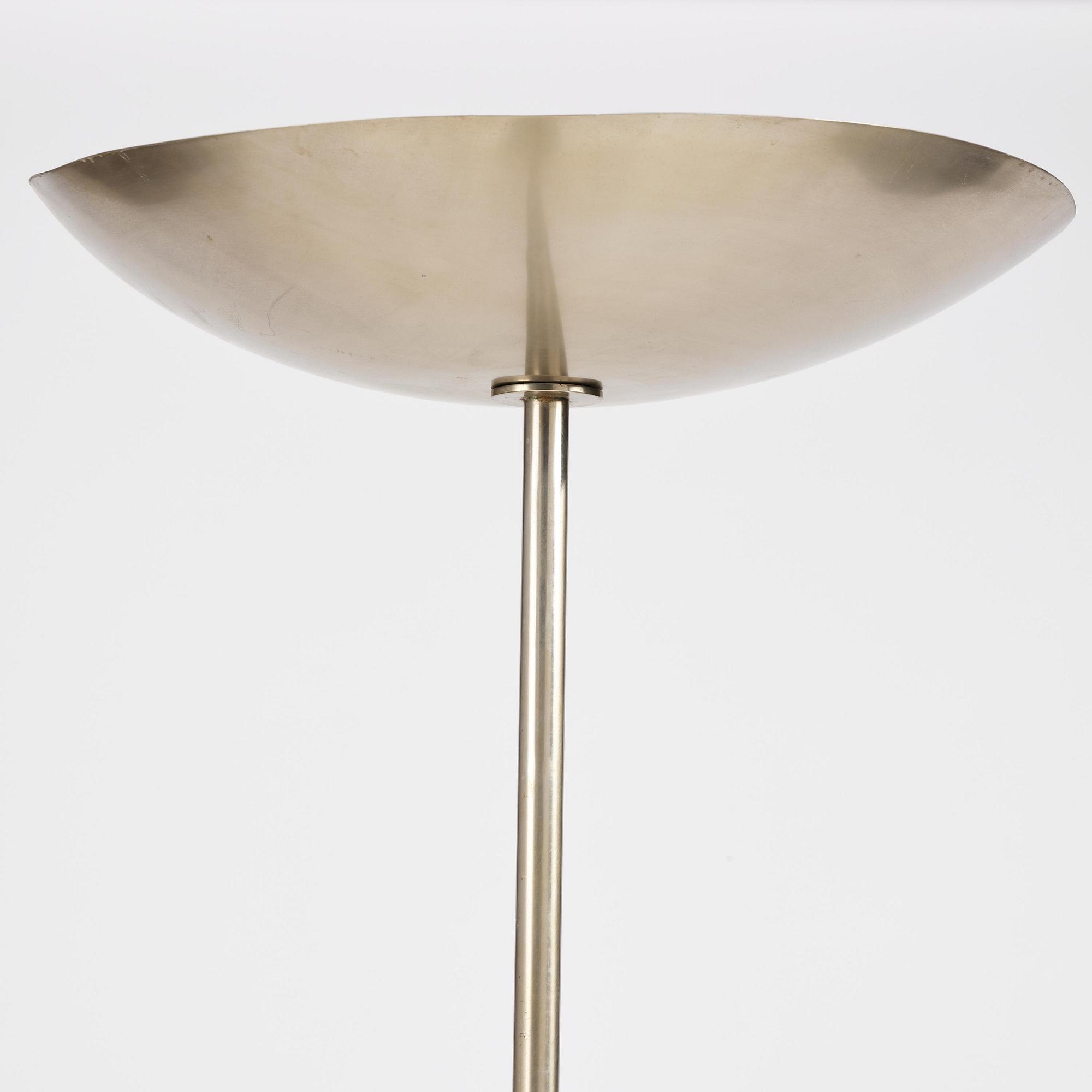 An imposing uplight floor lamp, 1930s.