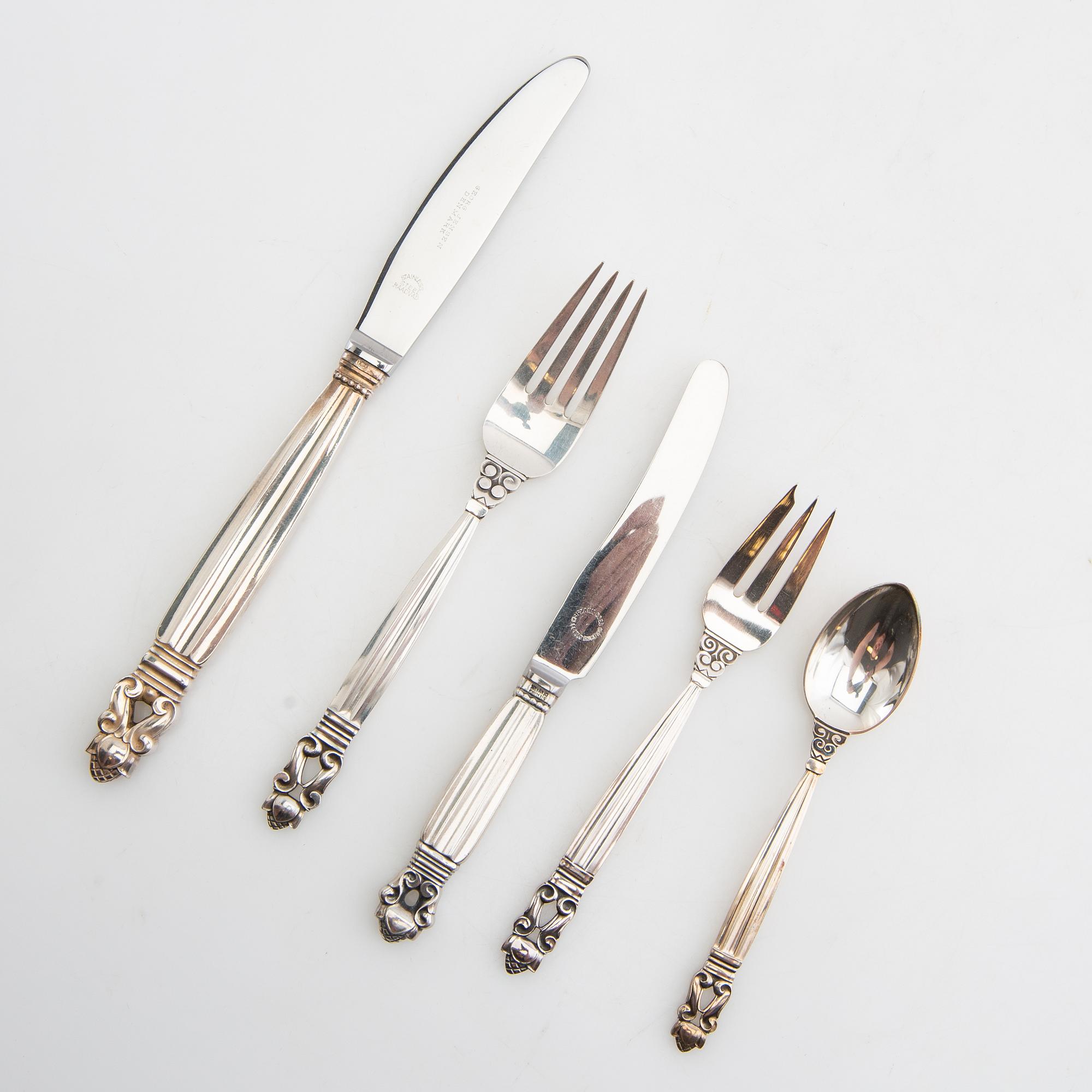 Johan Rohde, bestick 50 dlr "Konge/Achorn" sterlingsilver för Georg Jensen efter 1945.
