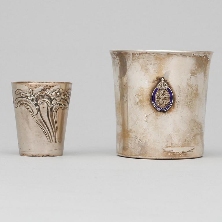 PARTI SILVER, 6 delar, bland annat CG Hallberg, samtliga från 1900-talets första hälft. Totalvikt ca 800 gram.