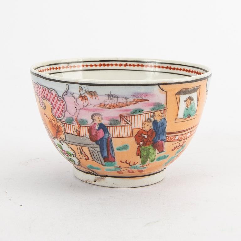 A Chinese 18th century porcelain cup.